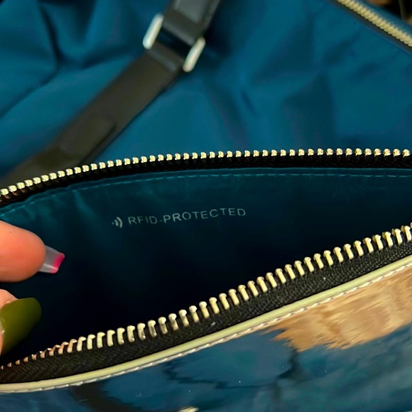 BNWT SJP + Samsonite Carried Away Backpack*** ONLY TEAL LEFT*** HURRY! - Picture 5 of 5